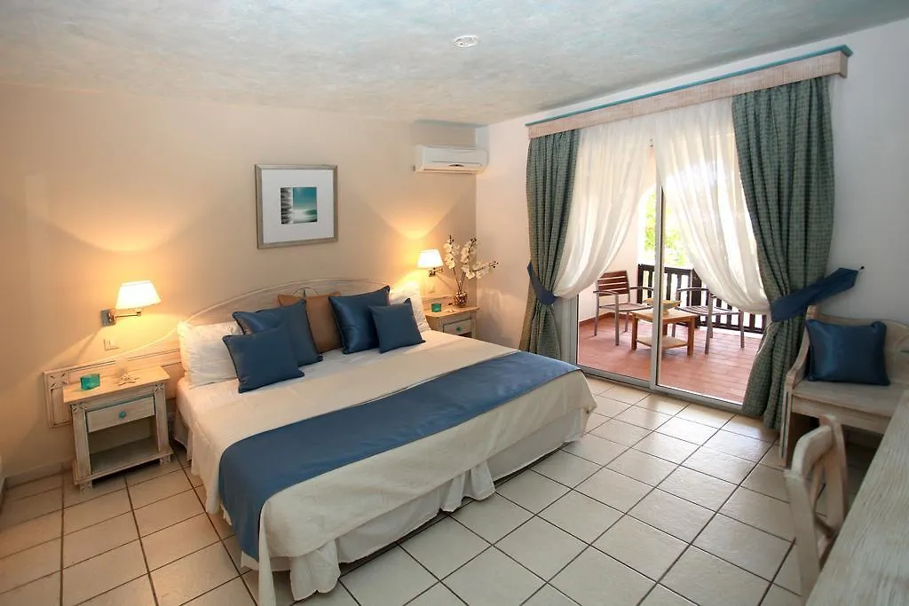 Northshore Seaside Suites St. John's Отель