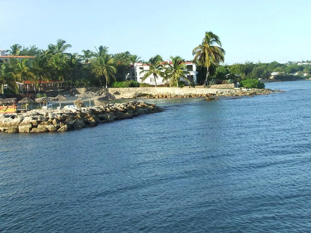 Northshore Seaside Suites St. John's Antigua/Barbuda