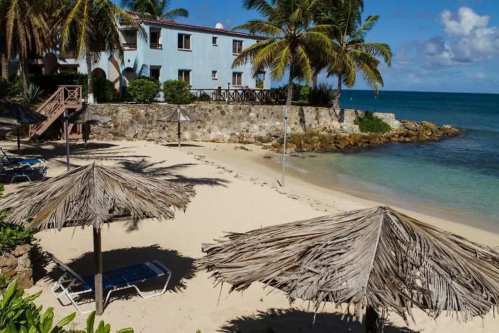 Northshore Seaside Suites St. John's 3*,